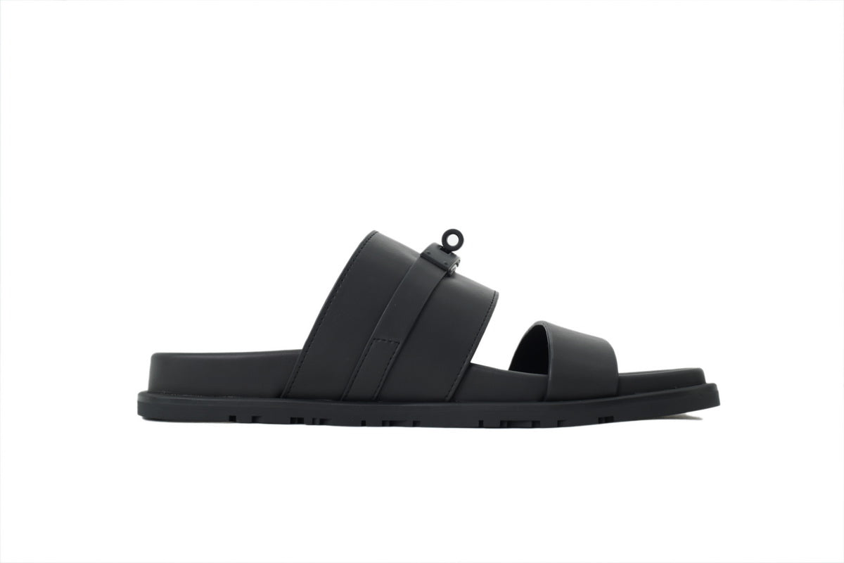 Hermès Slide Sandals in Black Leather