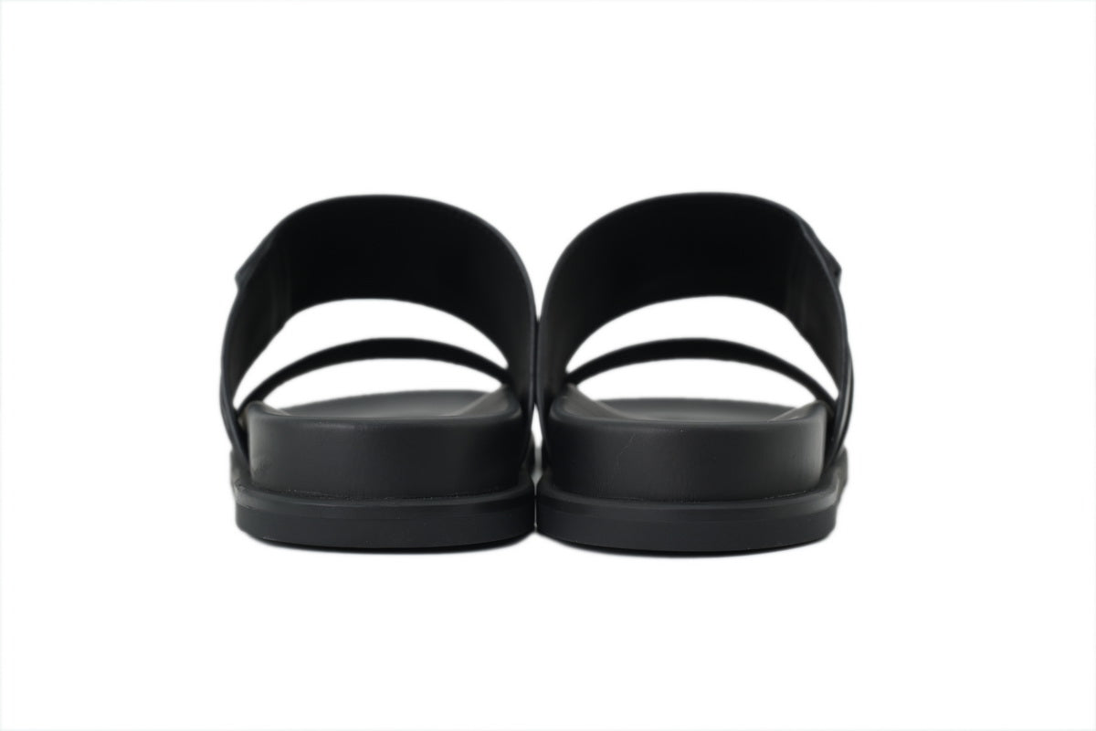 Hermès Slide Sandals in Black Leather