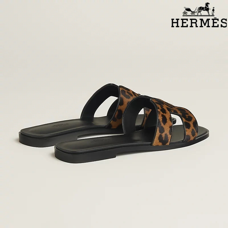 Hermès Oran Leopard Print Flat Sandal