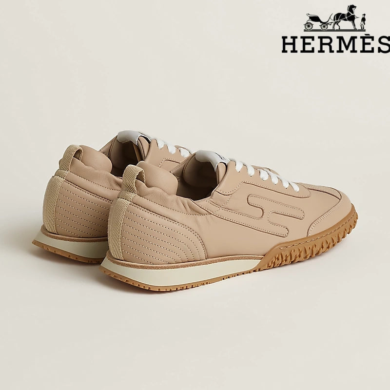 Hermès Sneakers in Beige Leather