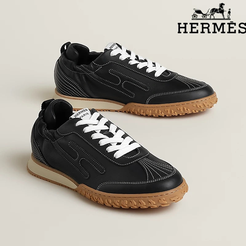 Hermès Sneakers in Black Leather