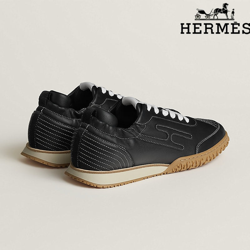 Hermès Sneakers in Black Leather