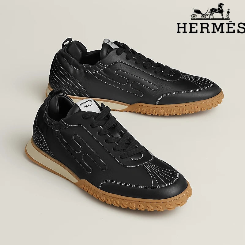 Hermès Sneakers in Black Leather