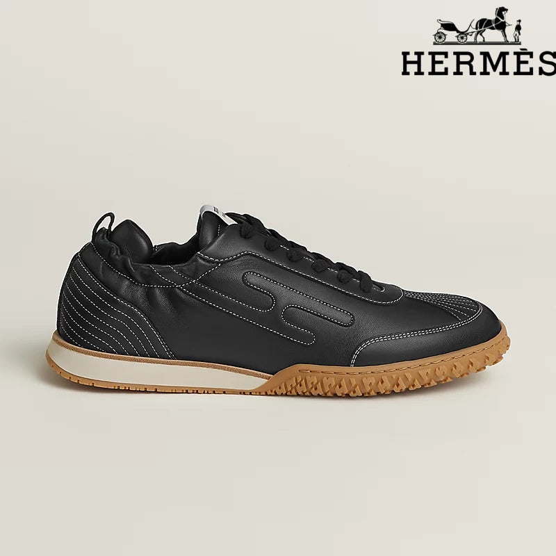 Hermès Sneakers in Black Leather
