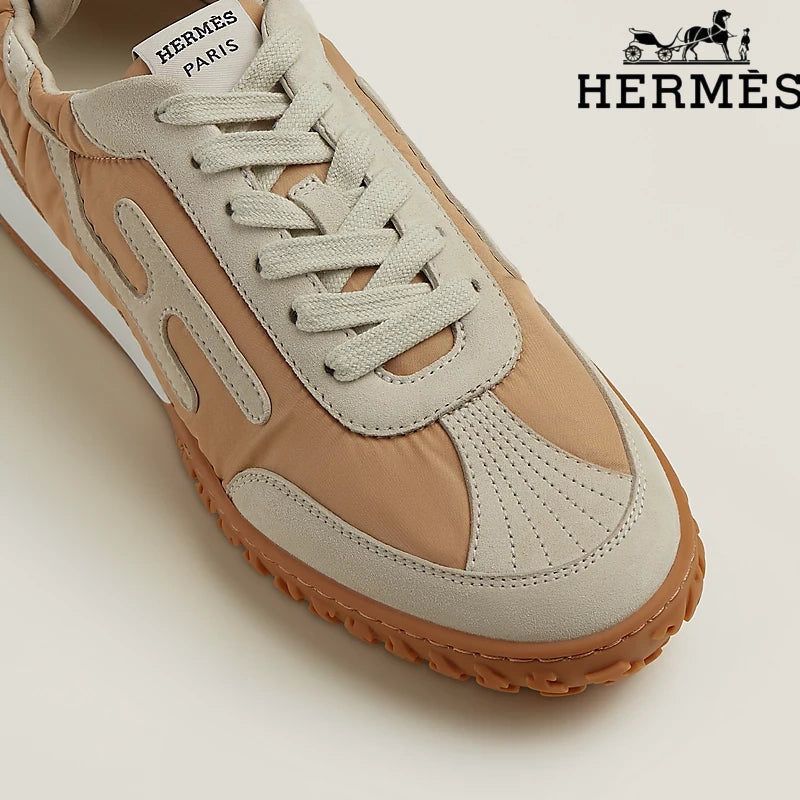Hermès Sneakers in Beige and Tan