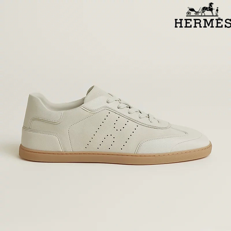 Hermès Sneakers in Light Beige