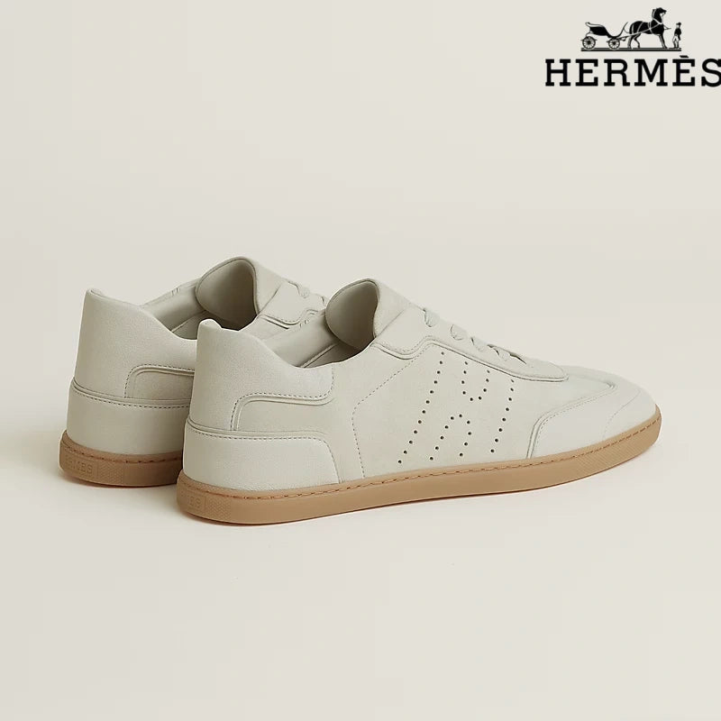 Hermès Sneakers in Light Beige