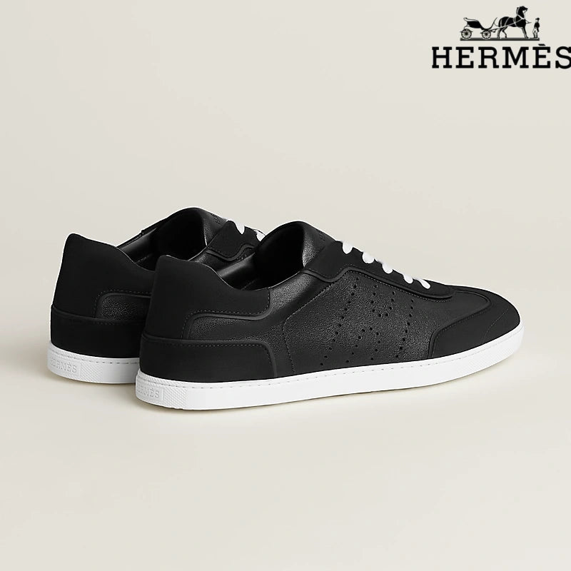 Hermès Sneakers in Black Leather